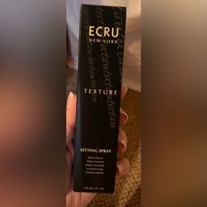 Ecru New York texture hair setting spray New in box 4oz